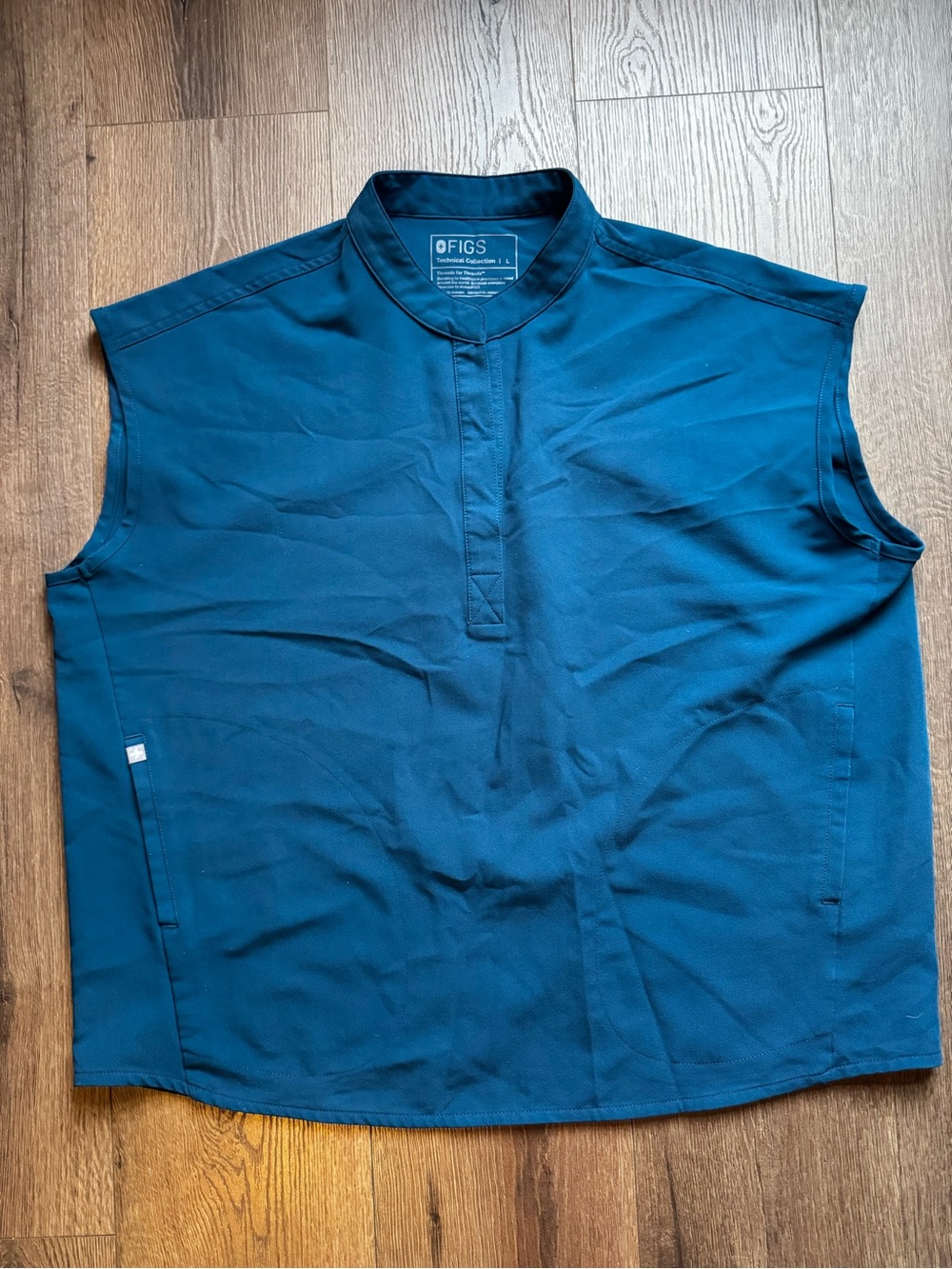 FIGS Rafaela Oversized Scrub Top Mandarin Collar
